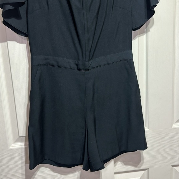Banana Republic Petite romper flutter sleeve shorts pockets black 2P one piece - Picture 4 of 16